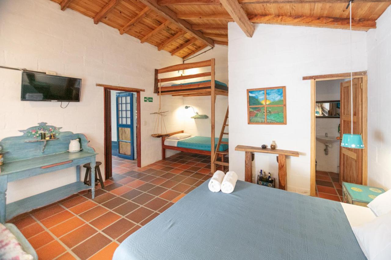 Hotel La Colina De Los Azulejos Guadalupe Bagian luar foto