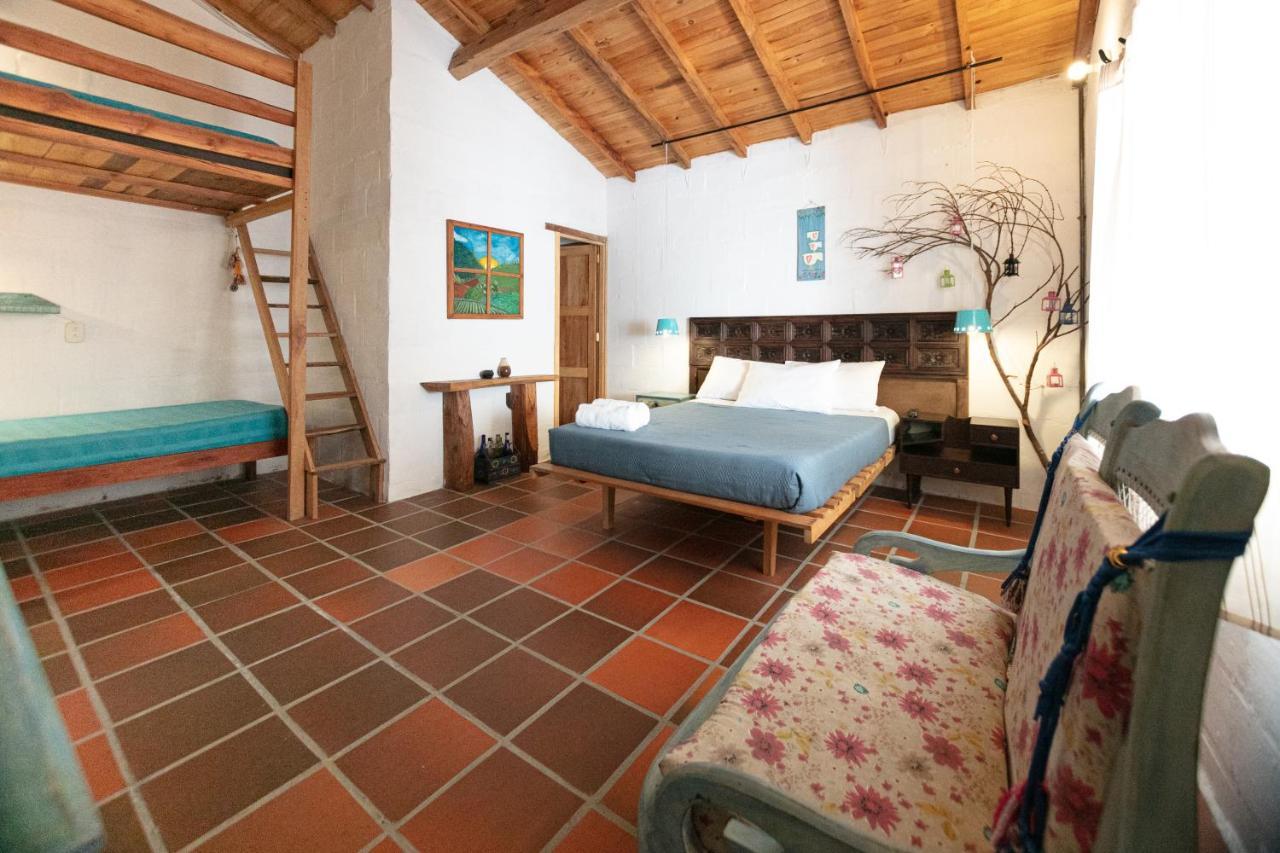 Hotel La Colina De Los Azulejos Guadalupe Bagian luar foto